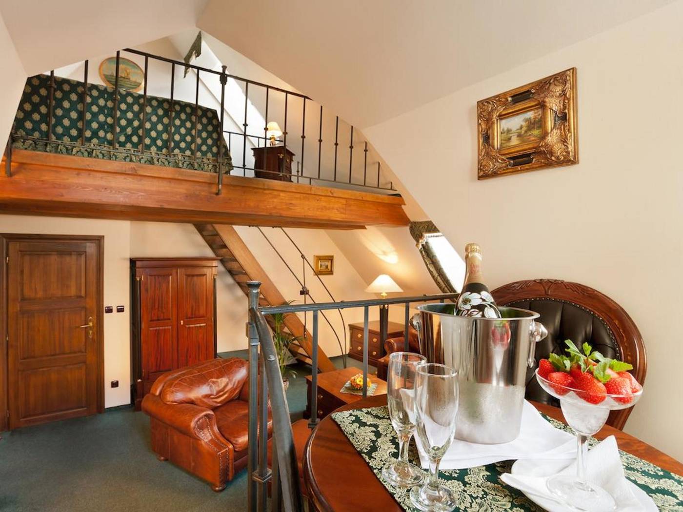 Hotel-U-Zlateho-Stromu-Prague-by-BHG-Room-5