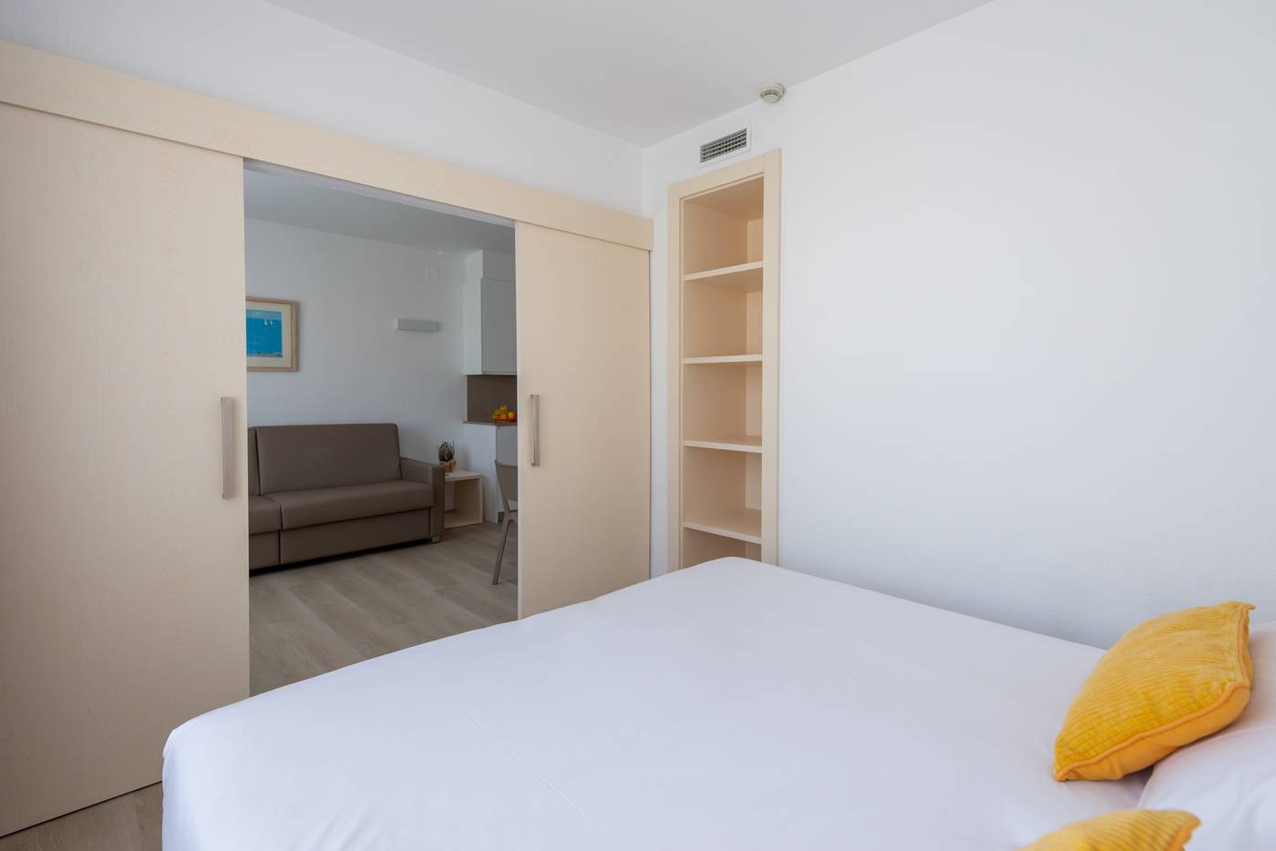 Atenea-Park-Suites---Apartments-Room-27