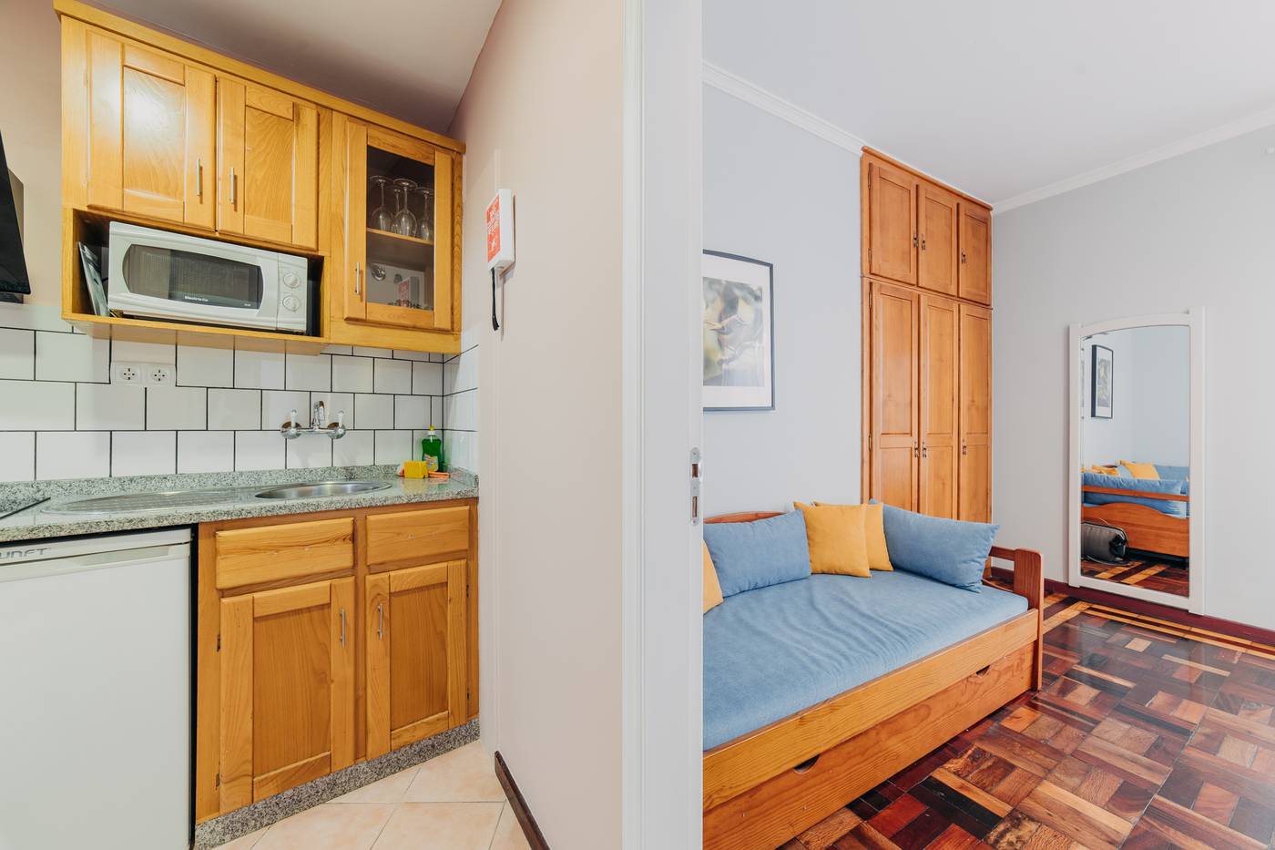 ASPA-Studios---Urban-Conscious-Living-Room-9