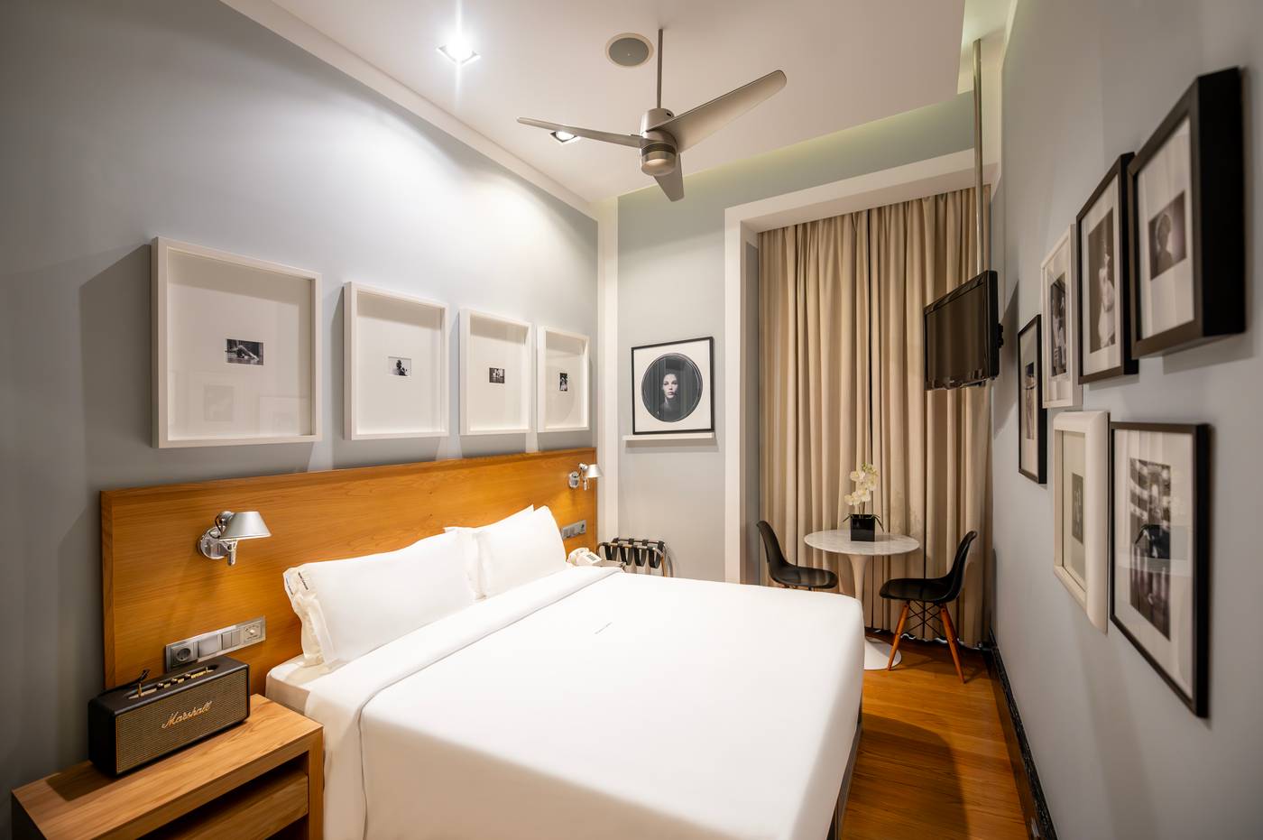 Browns-Downtown-Hotel-Room-41