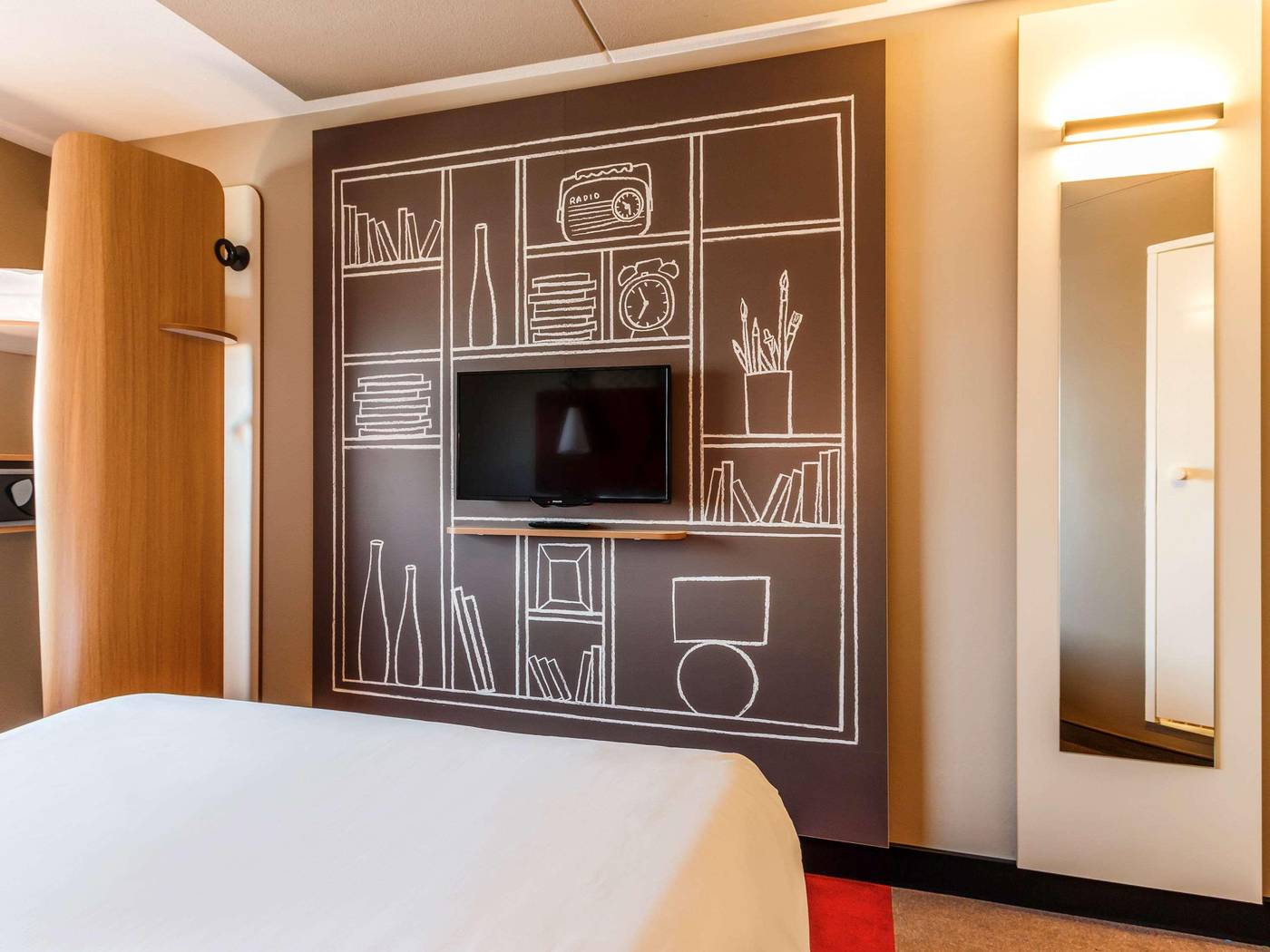 ibis-Amsterdam-City-West-Room-8
