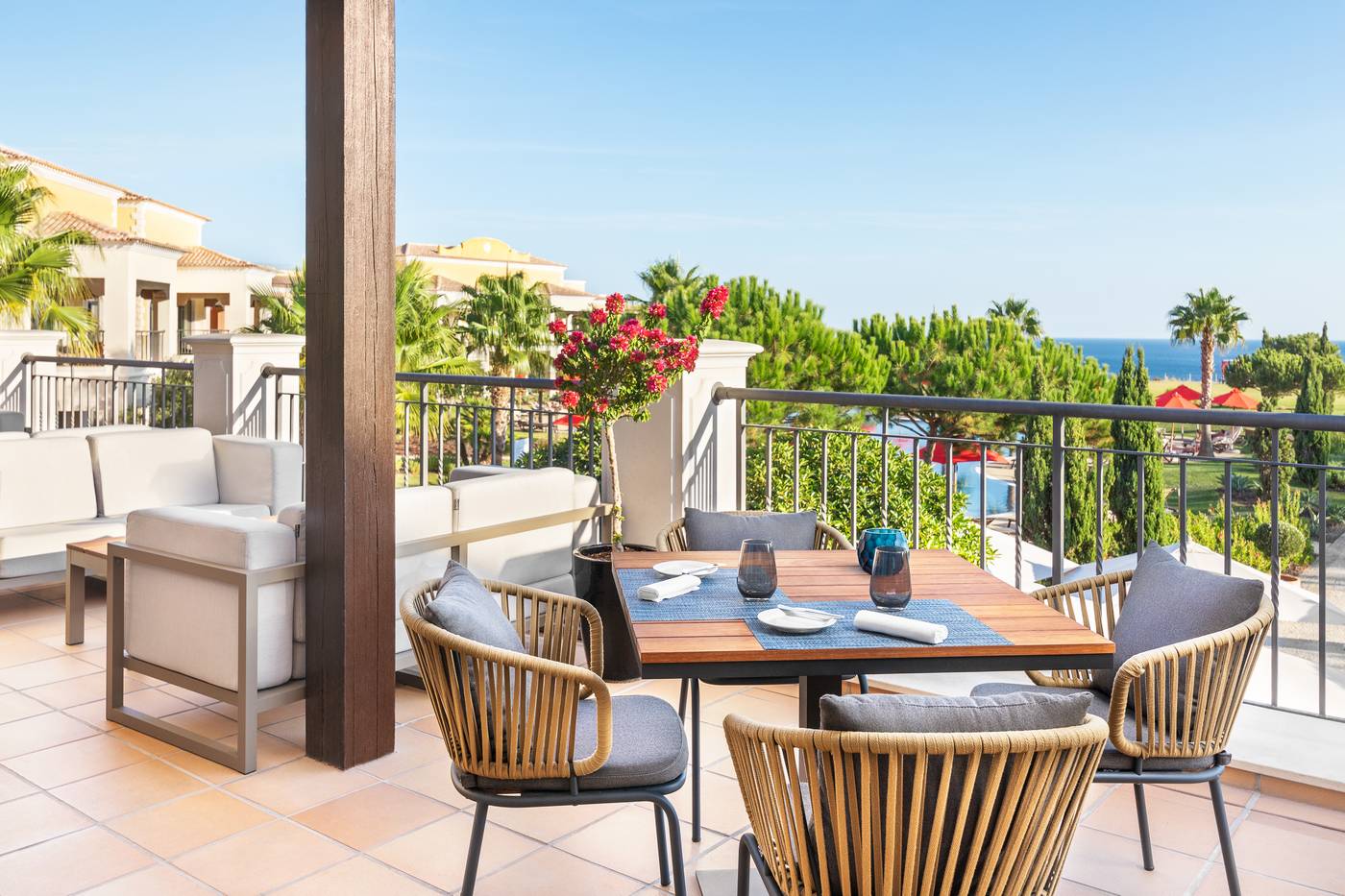 Cascade-Wellness---Lifestyle-Resort-Terrace-16
