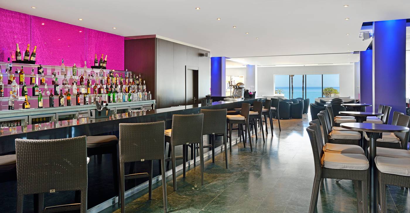 Hotel-Ocean-House-Costa-del-Sol-Affiliated-by-Melia-Bar-57