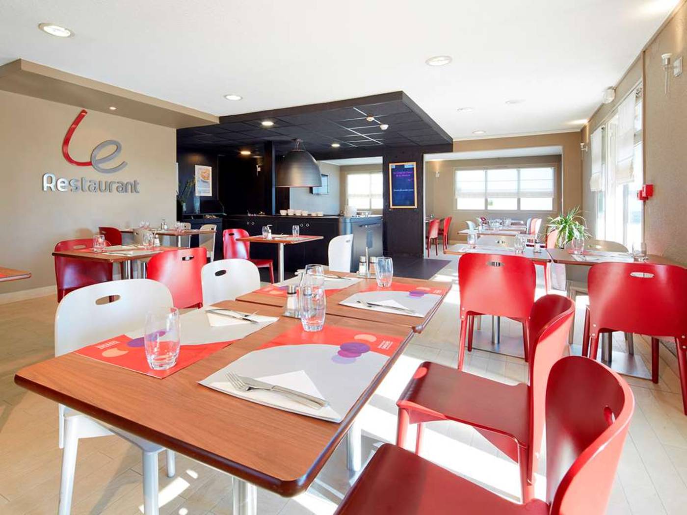 Campanile-Marne-la-Vallee---Chelles-Restaurant-51