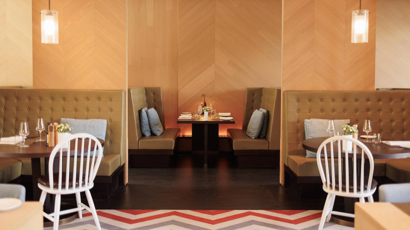 Crowne-Plaza-Geneva-Restaurant-56