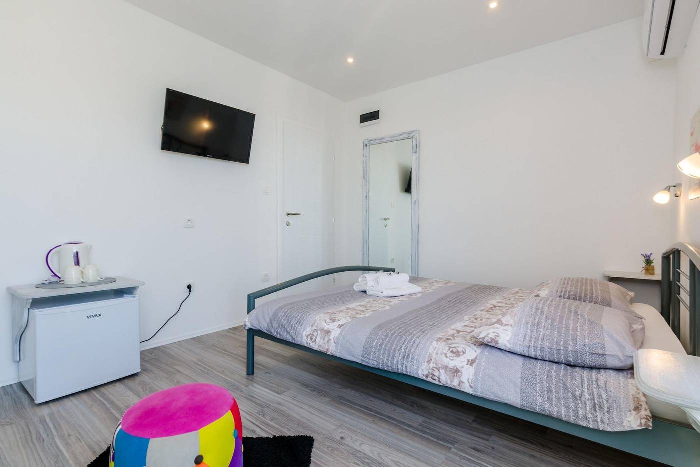 Guest-House-Nikolina-Room-11