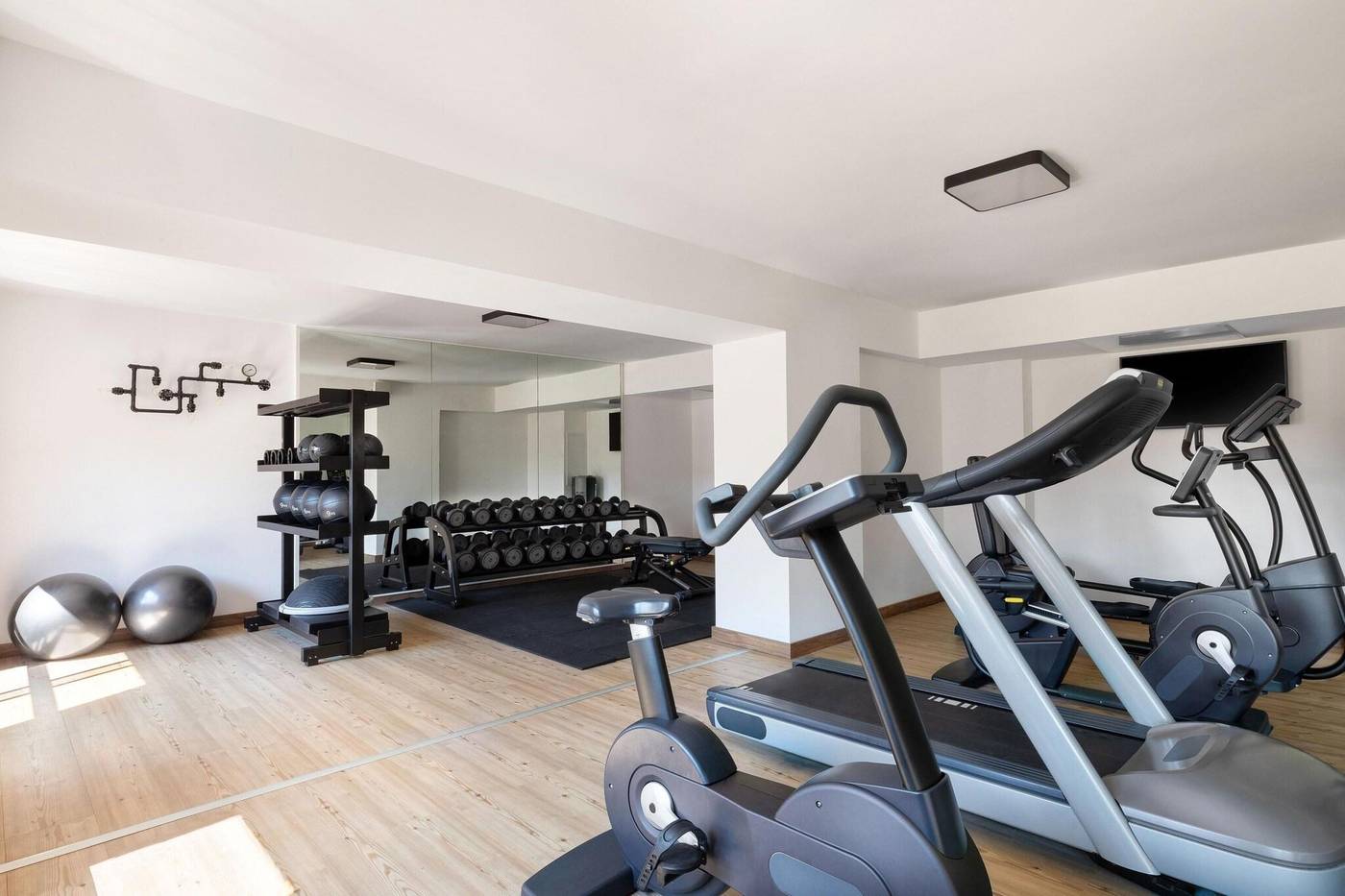 Le-Meridien-Nice-Sports-and-Entertainment-77