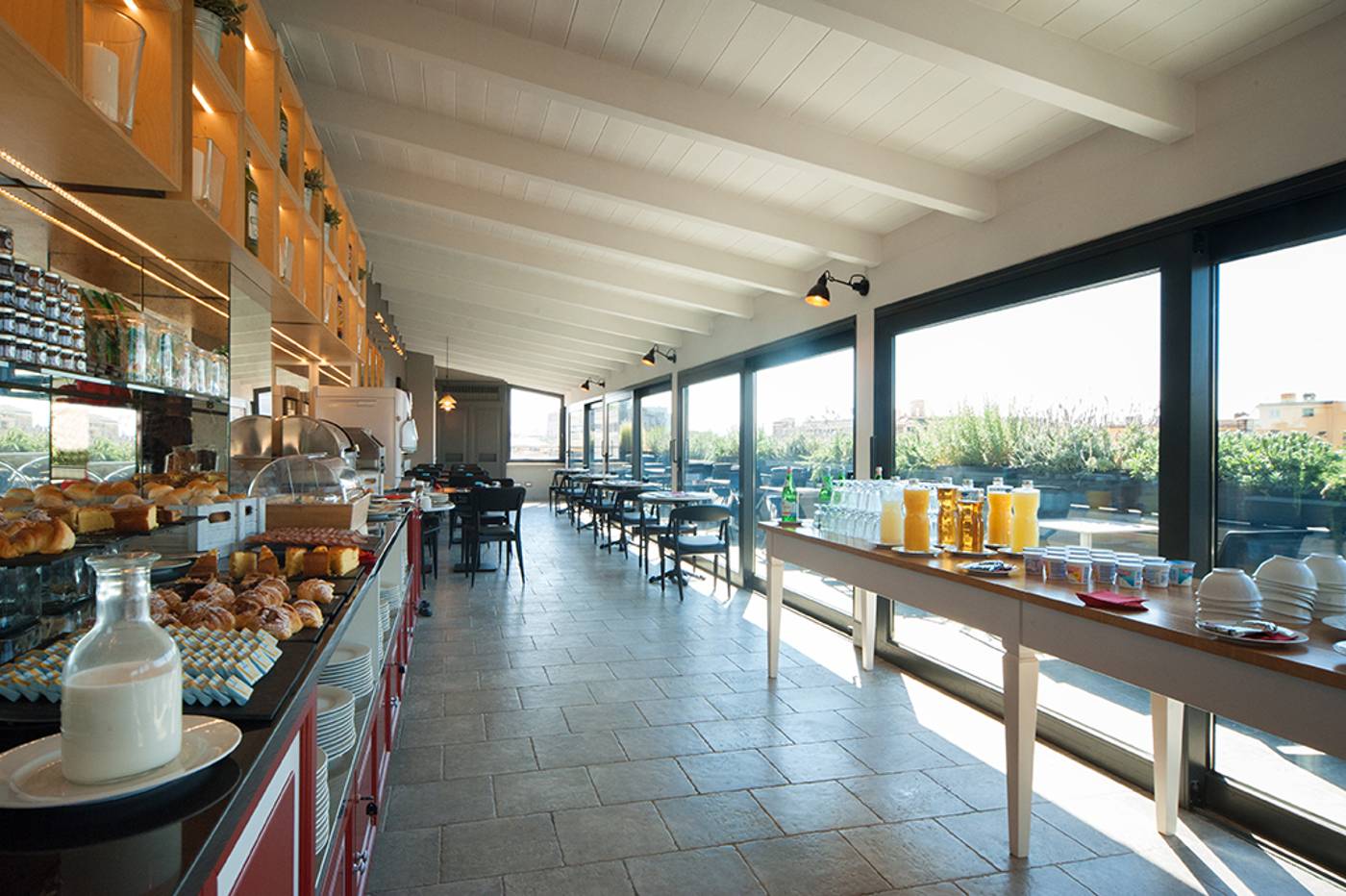 Residence-Trianon-Borgo-Pio-Terrace-7