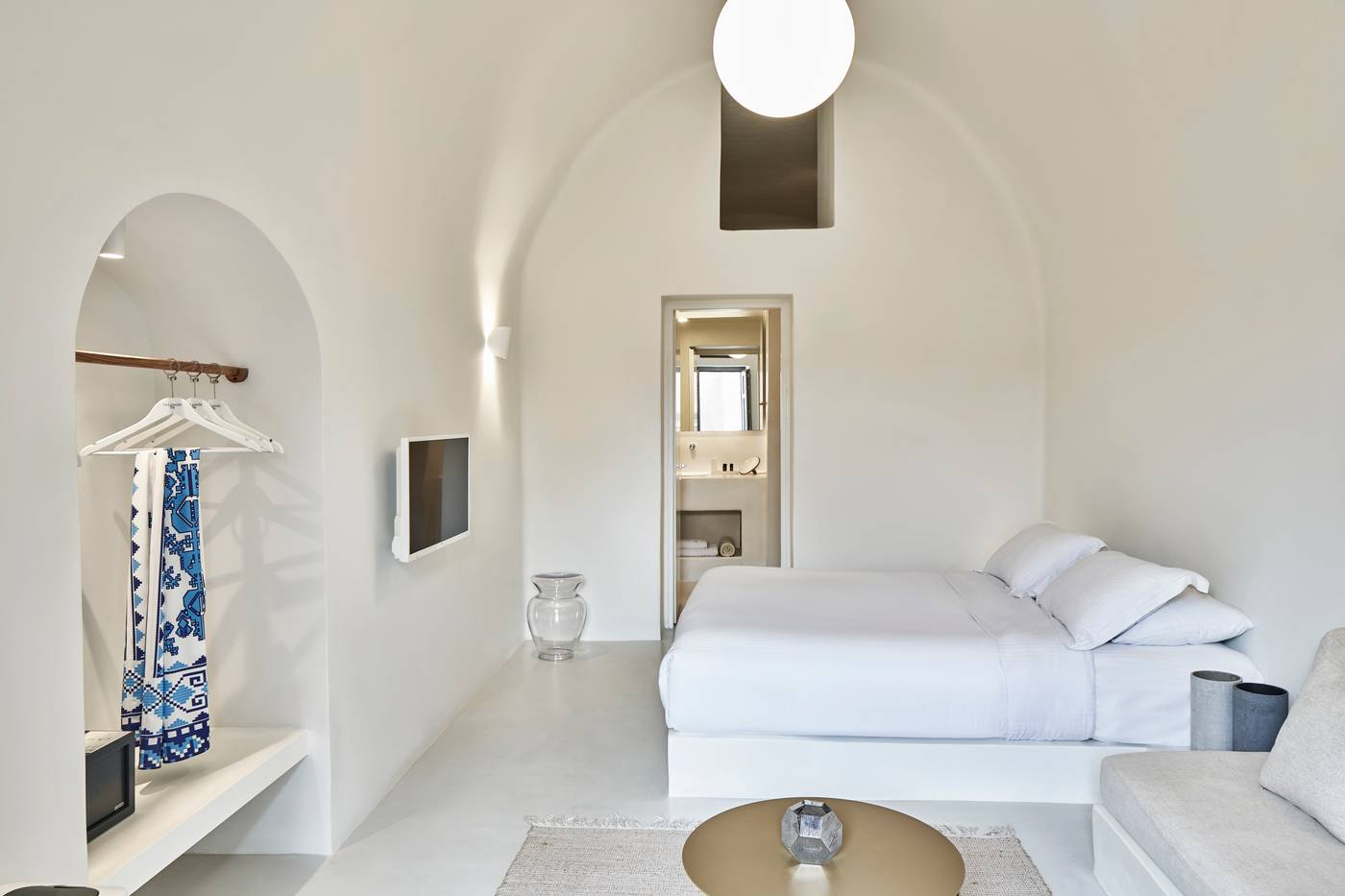 Old-Castle-Oia-Room-9