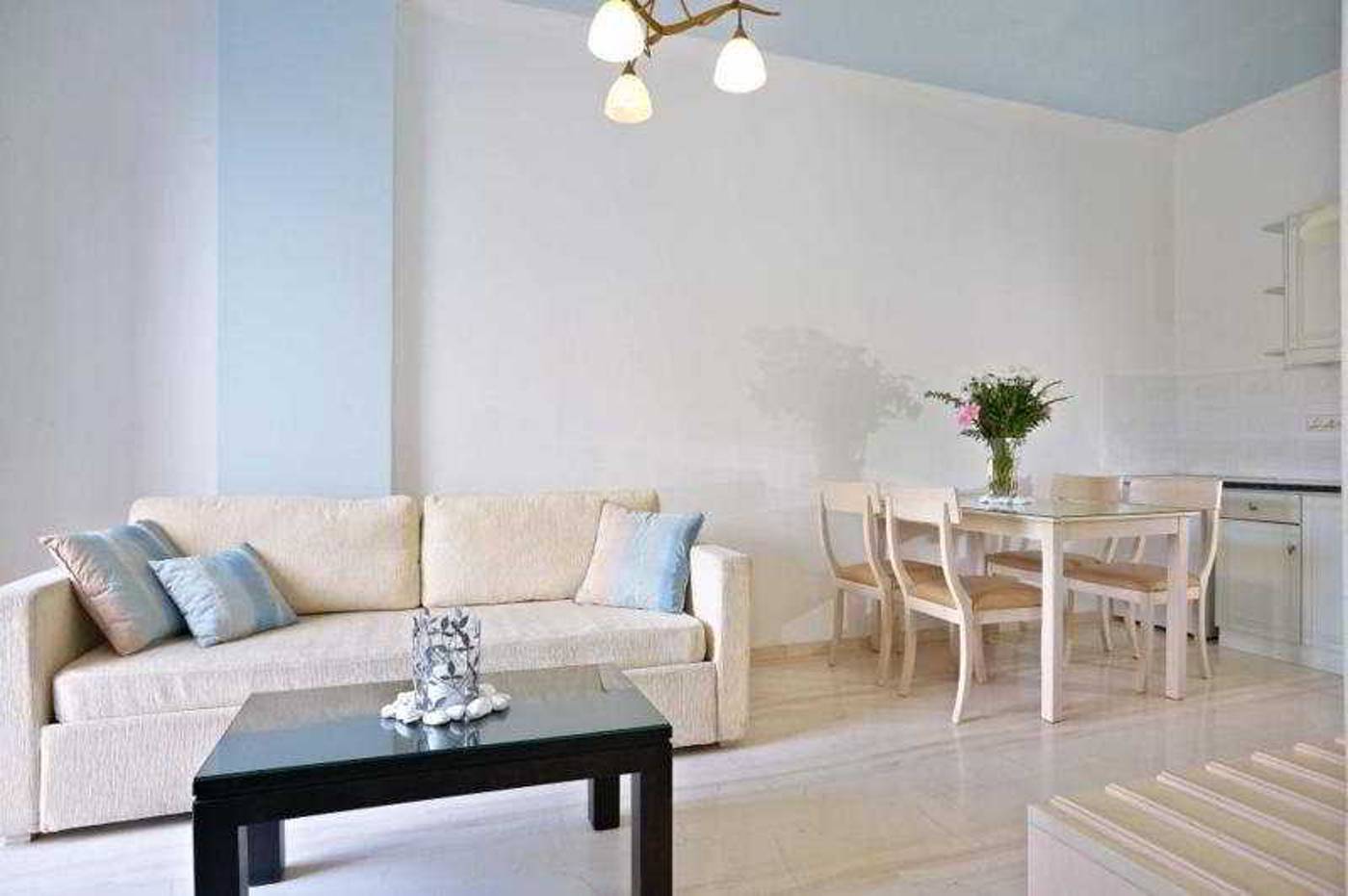 Aparthotel-Black-Sand-Room-46