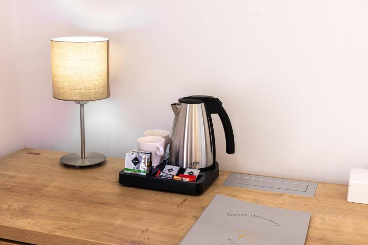 City-Hotel-Ring-Room-10