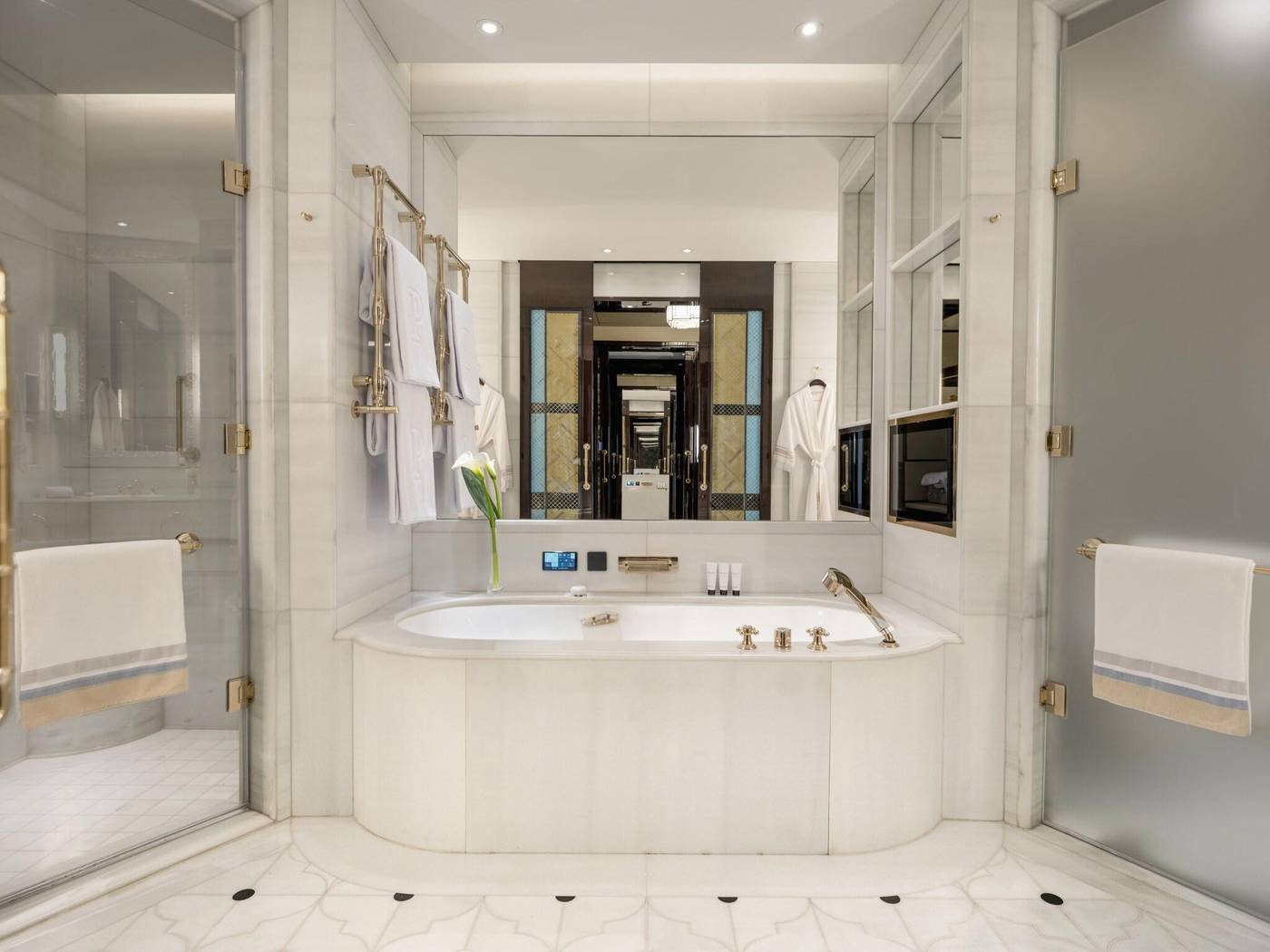 The-Peninsula-Istanbul-Terrace-50