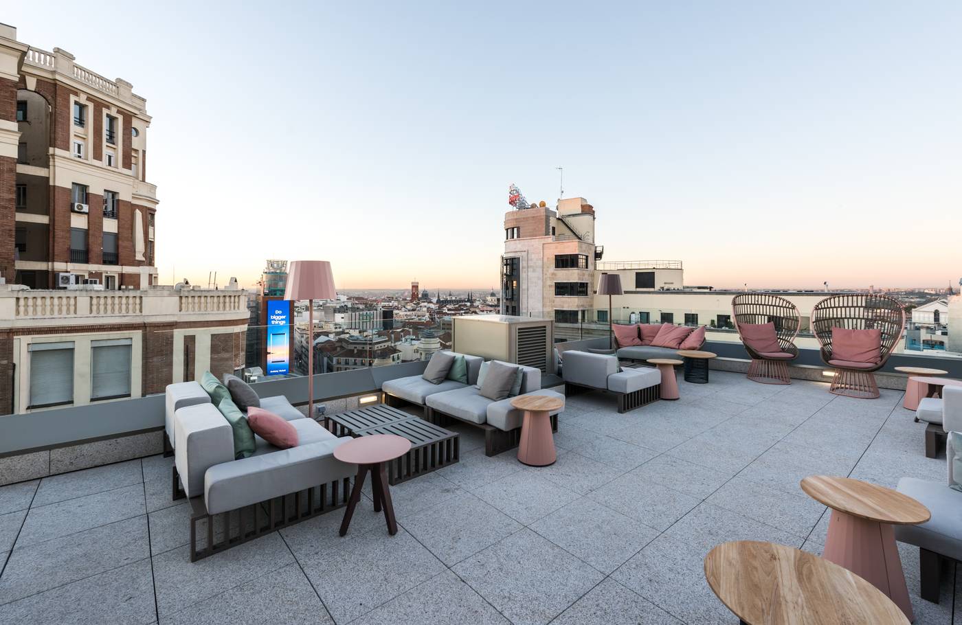 Gran-Via-Centric-II-Terrace-40