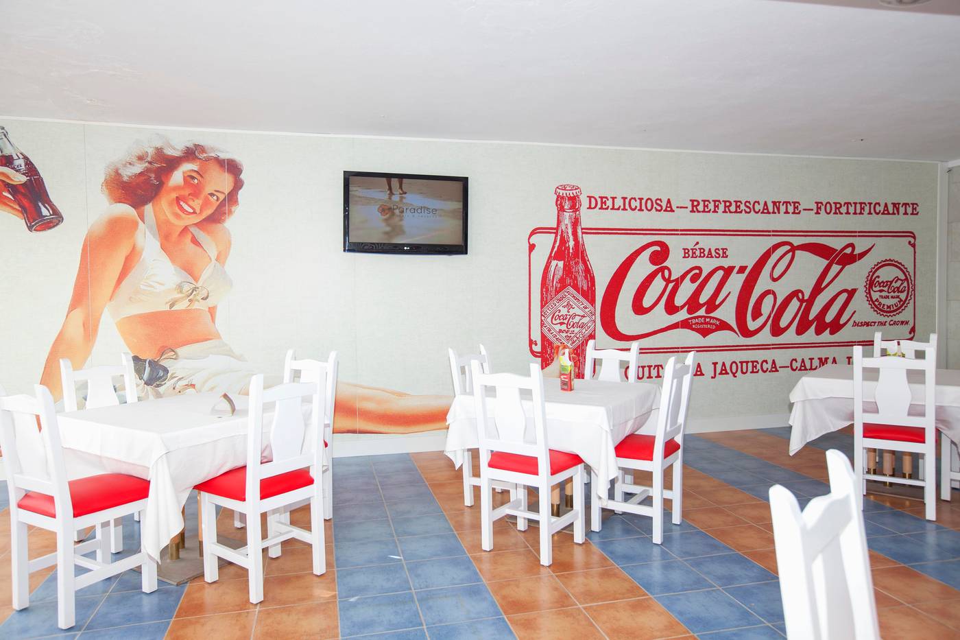 LIVVO-Lago-Taurito---Waterpark-Bar-60