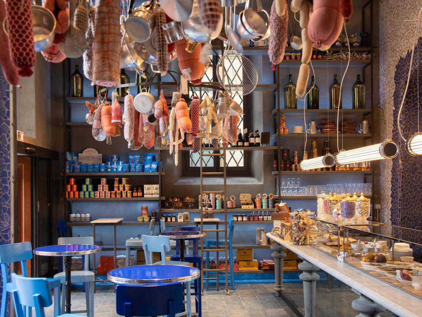 25hours-Hotel-Piazza-San-Paolino-Bar-13