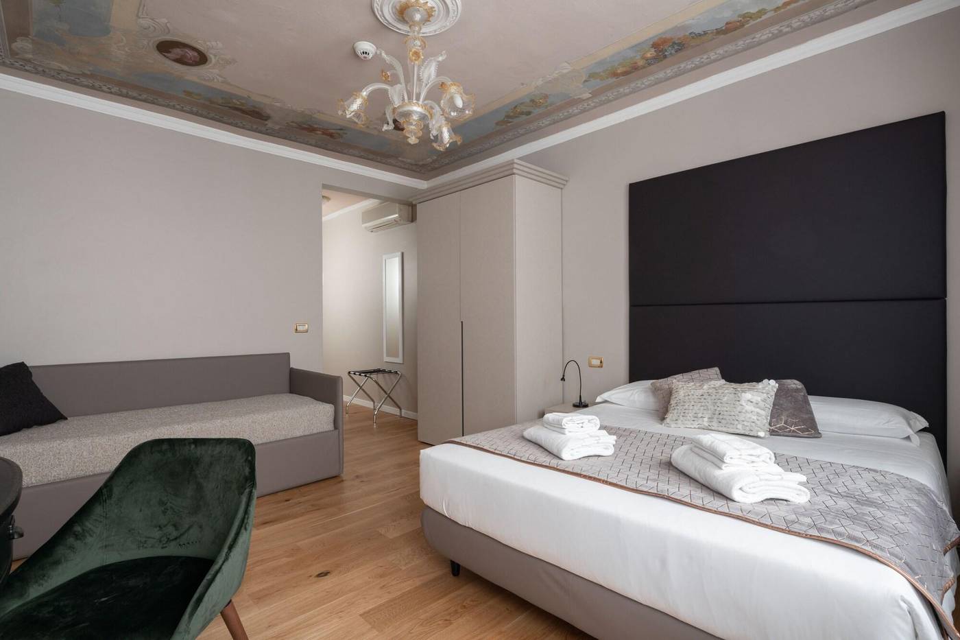 Hotel-Herion-Room-32