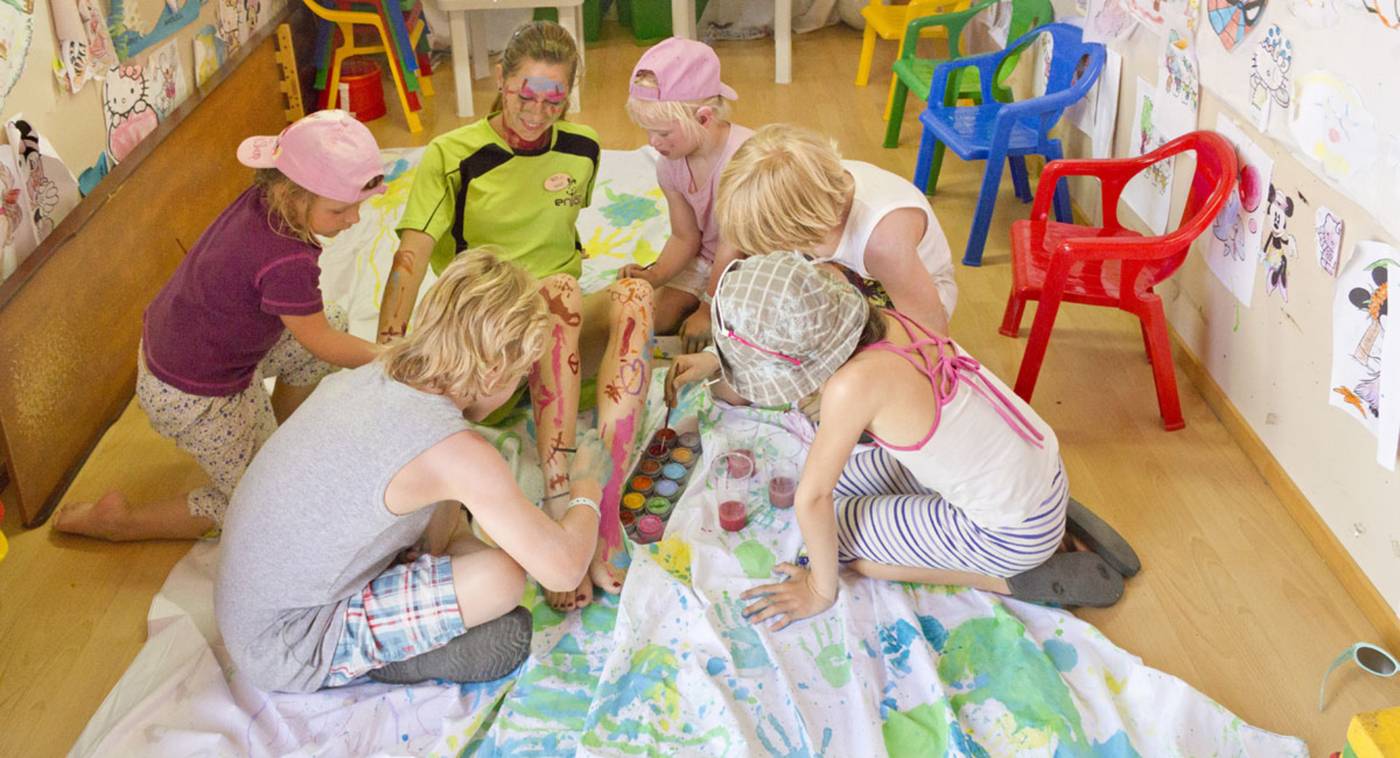 Vik--Coral-Beach-Sports-and-Entertainment-34