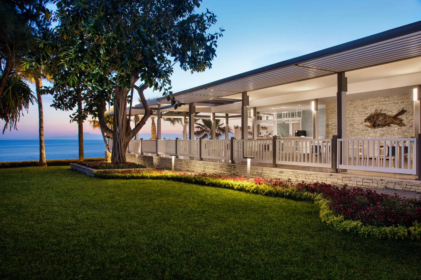 Acanthus-Cennet-Barut-Collection-Restaurant-14