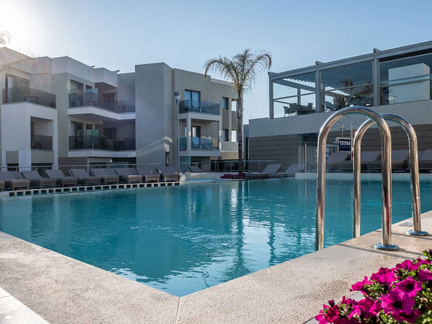 Porto-Platanias-Beach---Luxury-Selection-General-view-2