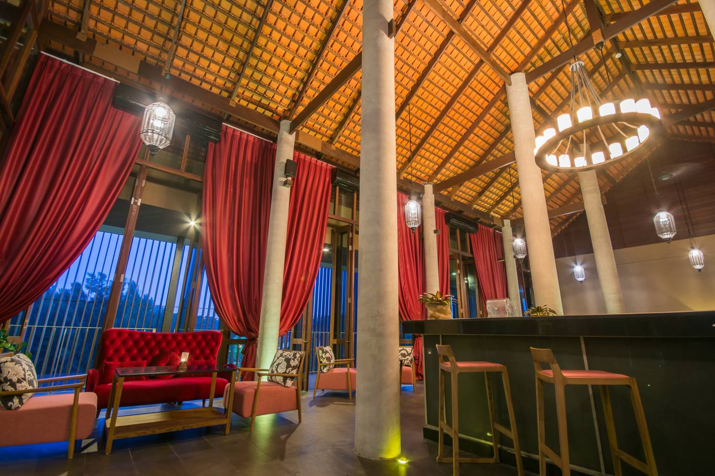 Sunsuri-Phuket-Bar-49