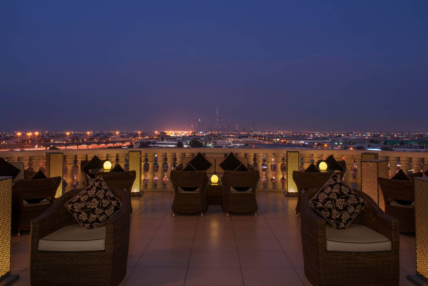 Sheraton-Dubai-Mall-of-the-Emirates-Hotel-Terrace-16