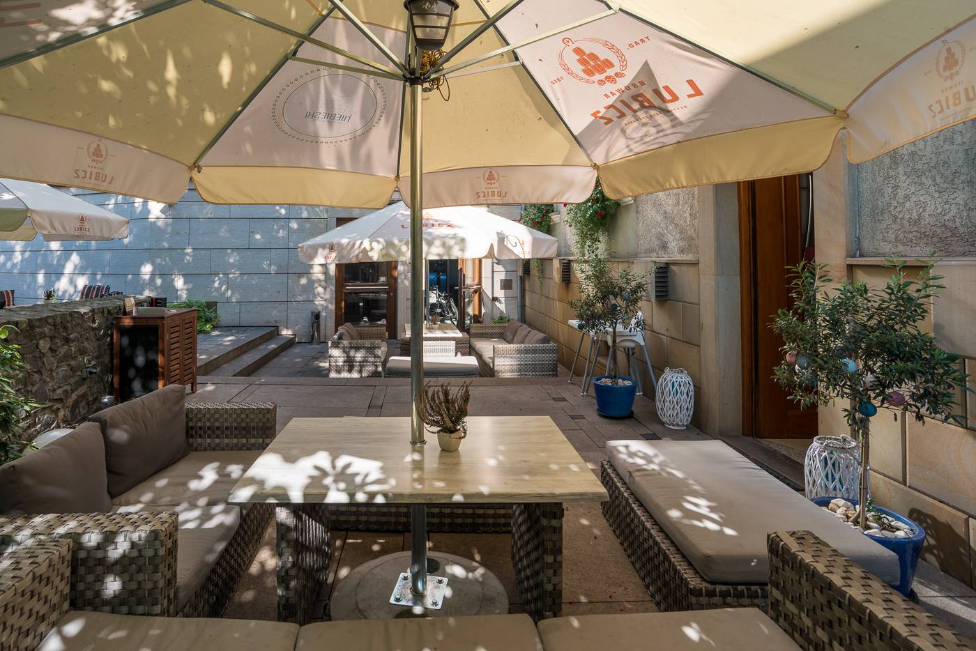 Hotel-Niebieski-Art-Hotel---Spa-General-view-35