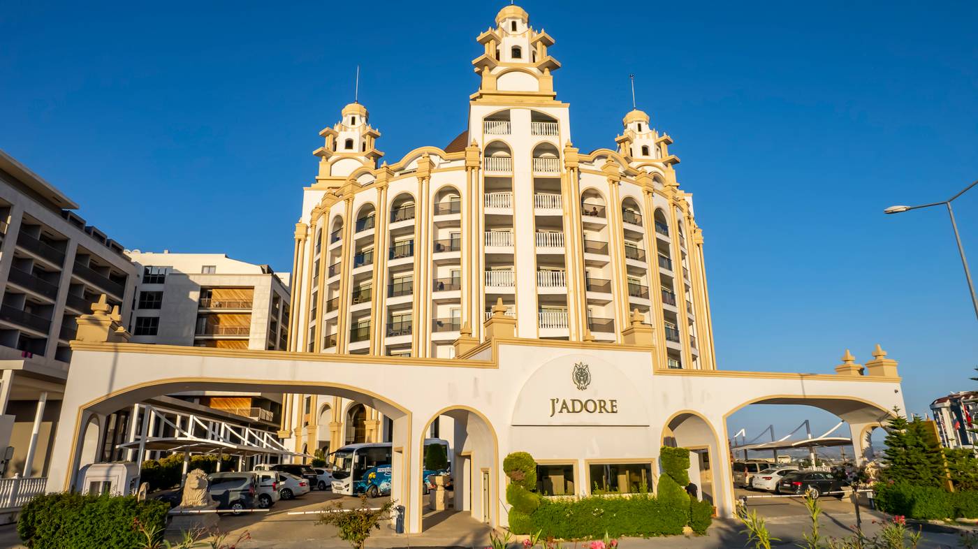 Jadore-Deluxe-Hotel---Spa-General-view-21