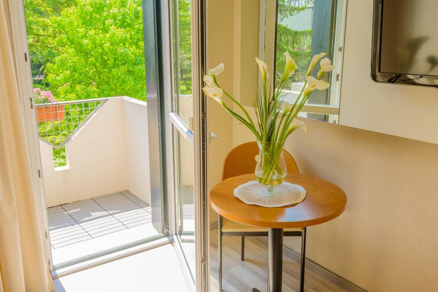 Ai-Pini-Park-Hotel-Room-1