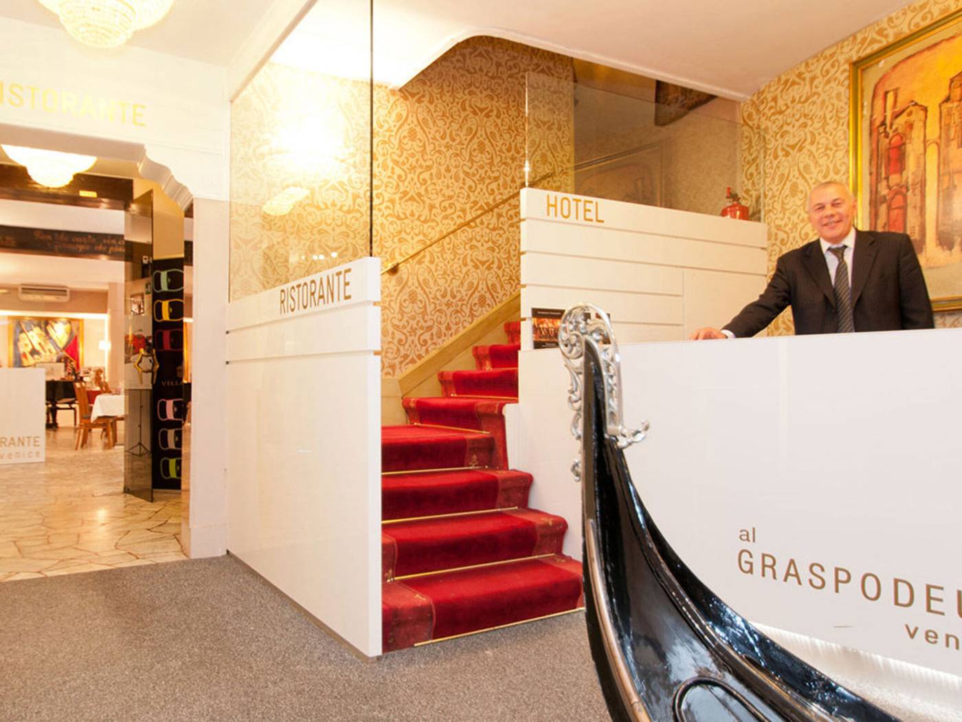 Al-Graspo-de-Ua-Lobby-19