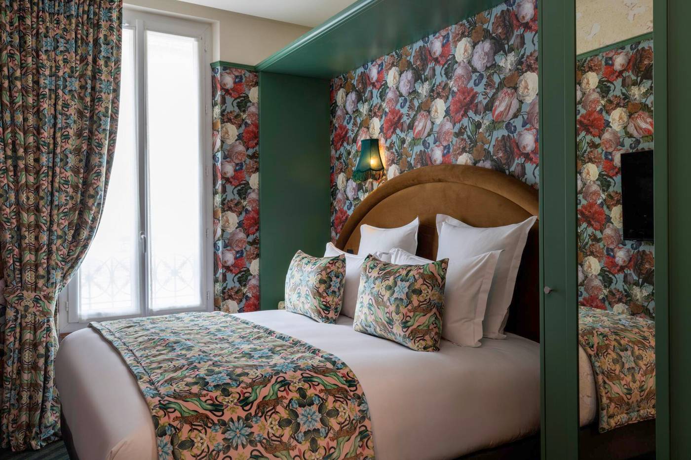 Hotel-Ginette-A--la-Folie-Room-12