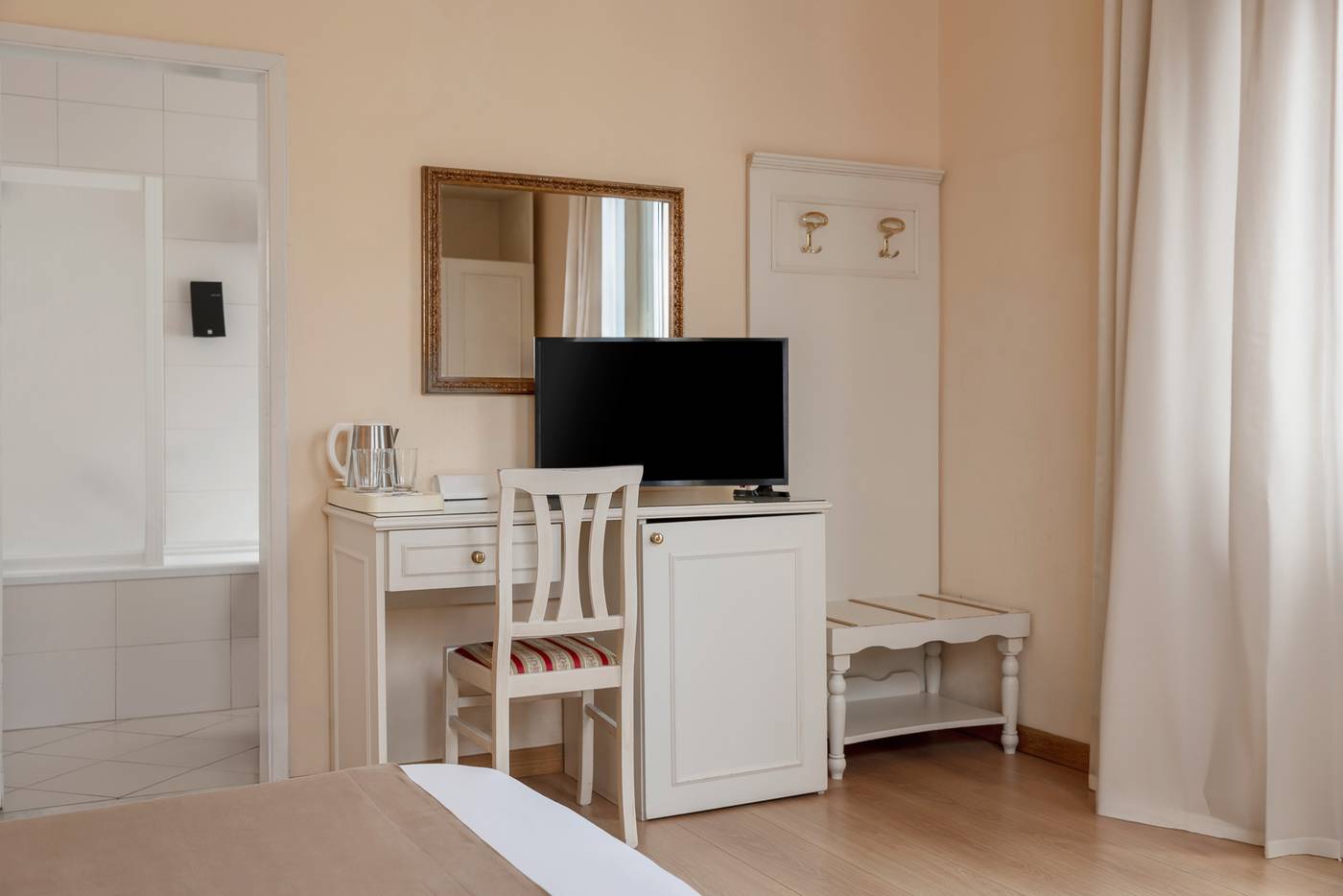 Hotel-Ercolini-e-Savi-Room-40