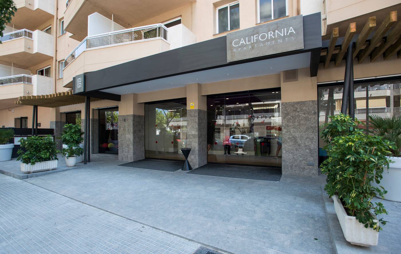 California-Apartments-III-Y-IV-General-view-8