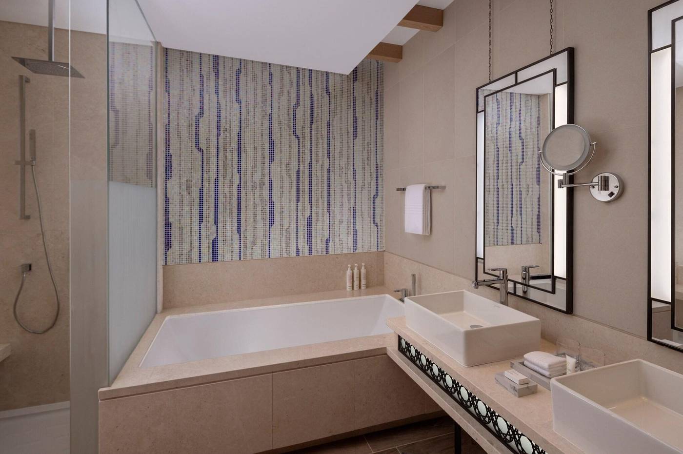 JW-Marriott-Marquis-Hotel-Dubai-Room-98