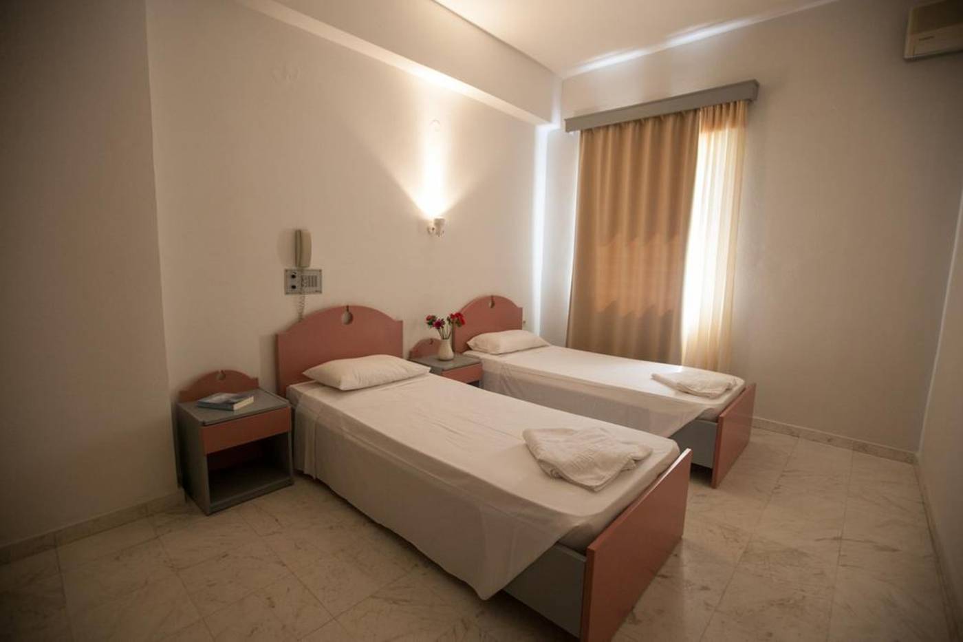 Top-Hotel-Room-31