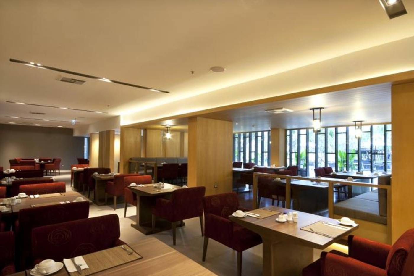 Phuket Graceland Resort & Spa