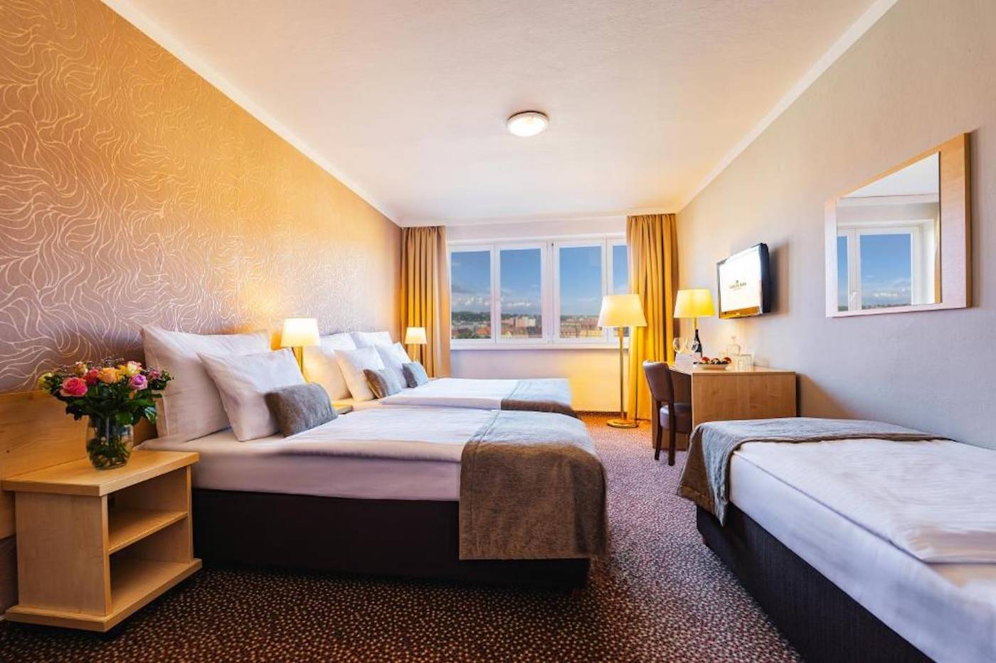 Charles-Central-General-view-1