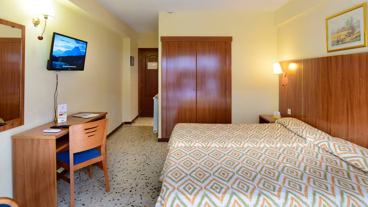 02.06.25 Mareny Benidorm Hotel