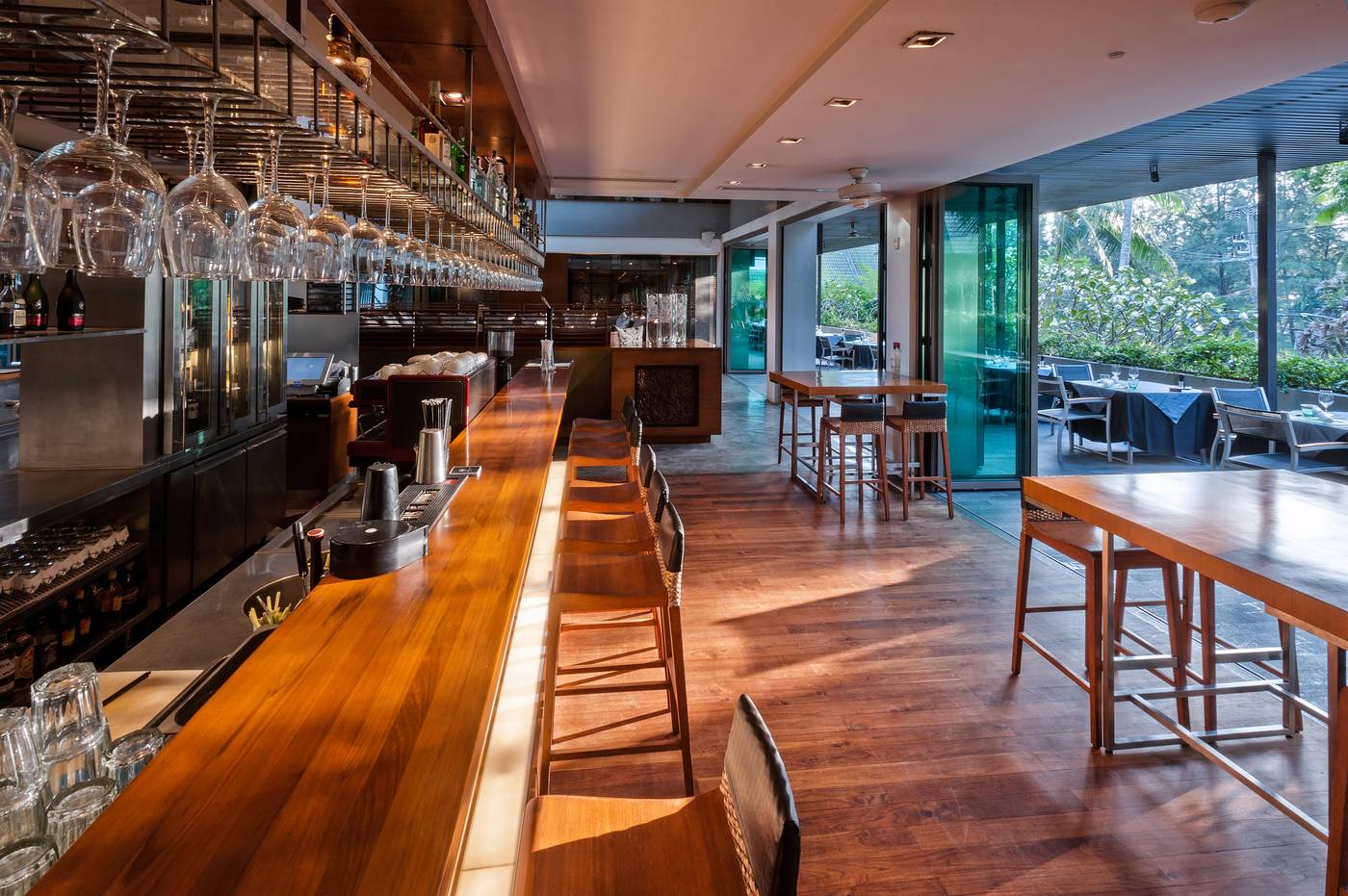 Twinpalms-Phuket-Bar-48