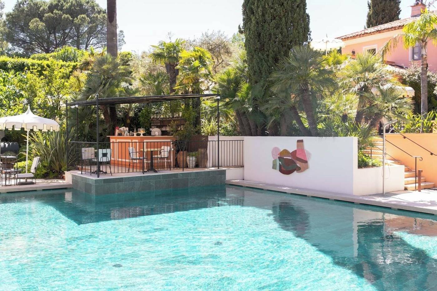 La-Bastide-de-Saint-Tropez-General-view-4