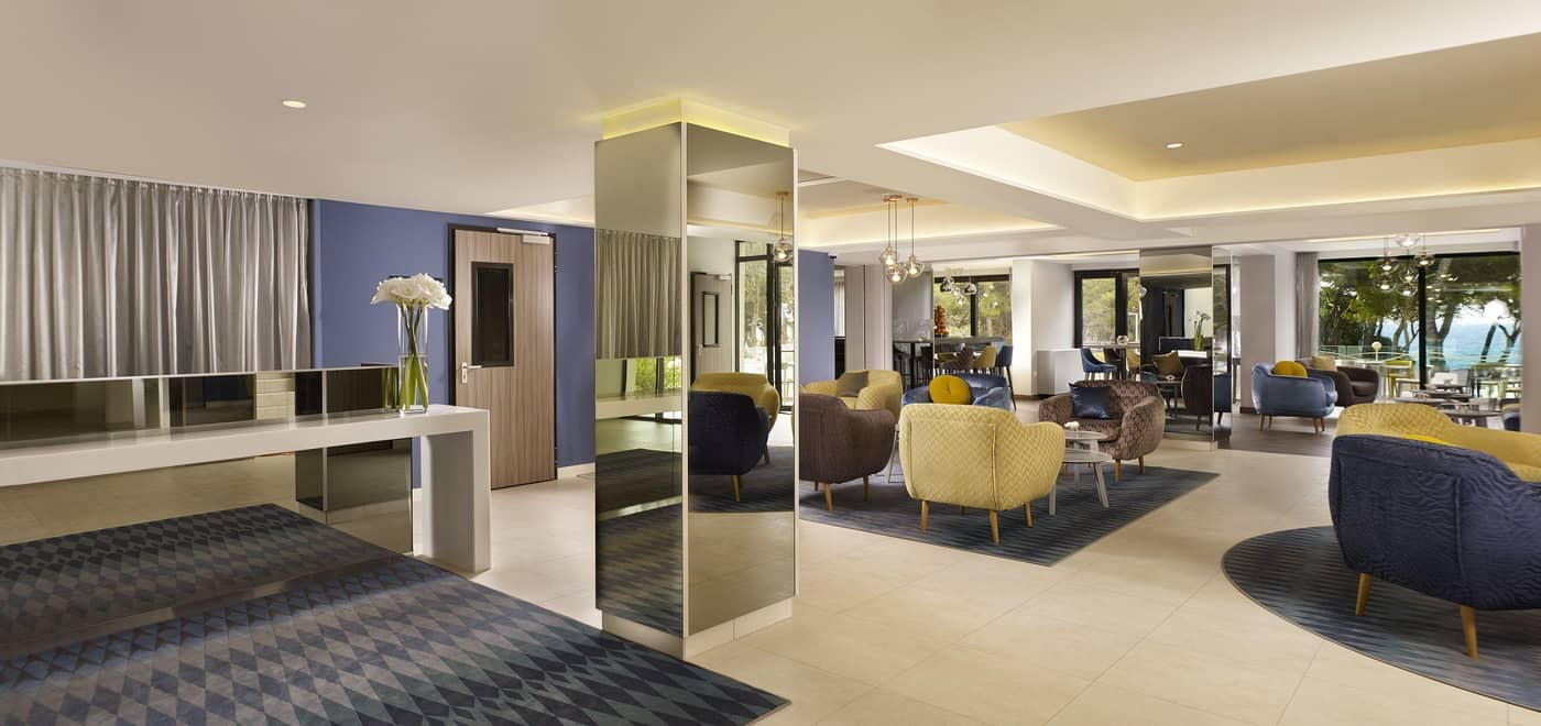 Park-Plaza-Arena-Pula-Lobby-69