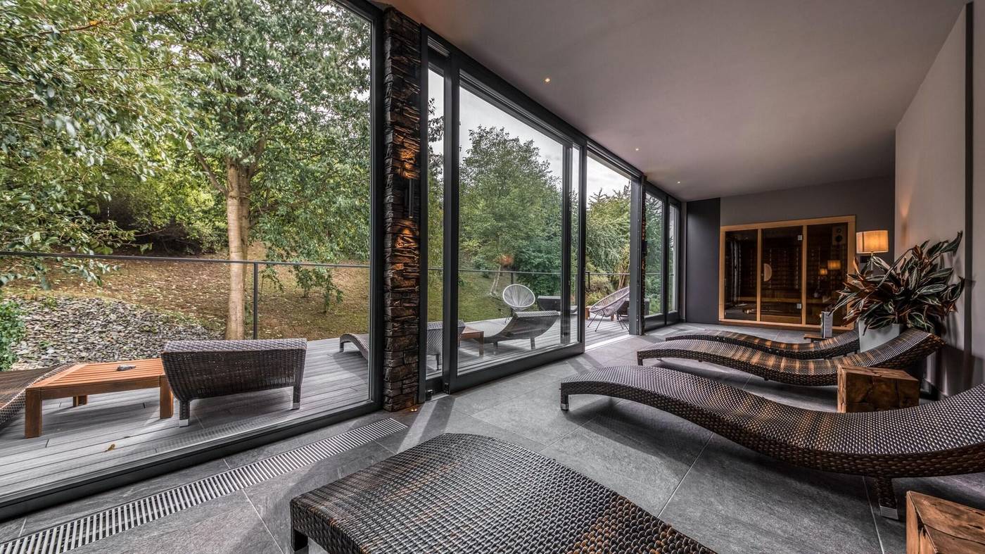 Volcano-Spa-Hotel-Pool-4