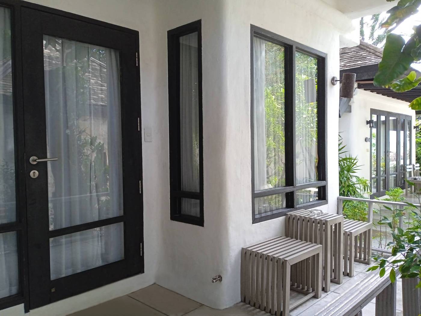 Punnpreeda-Beach-Resort-Room-8