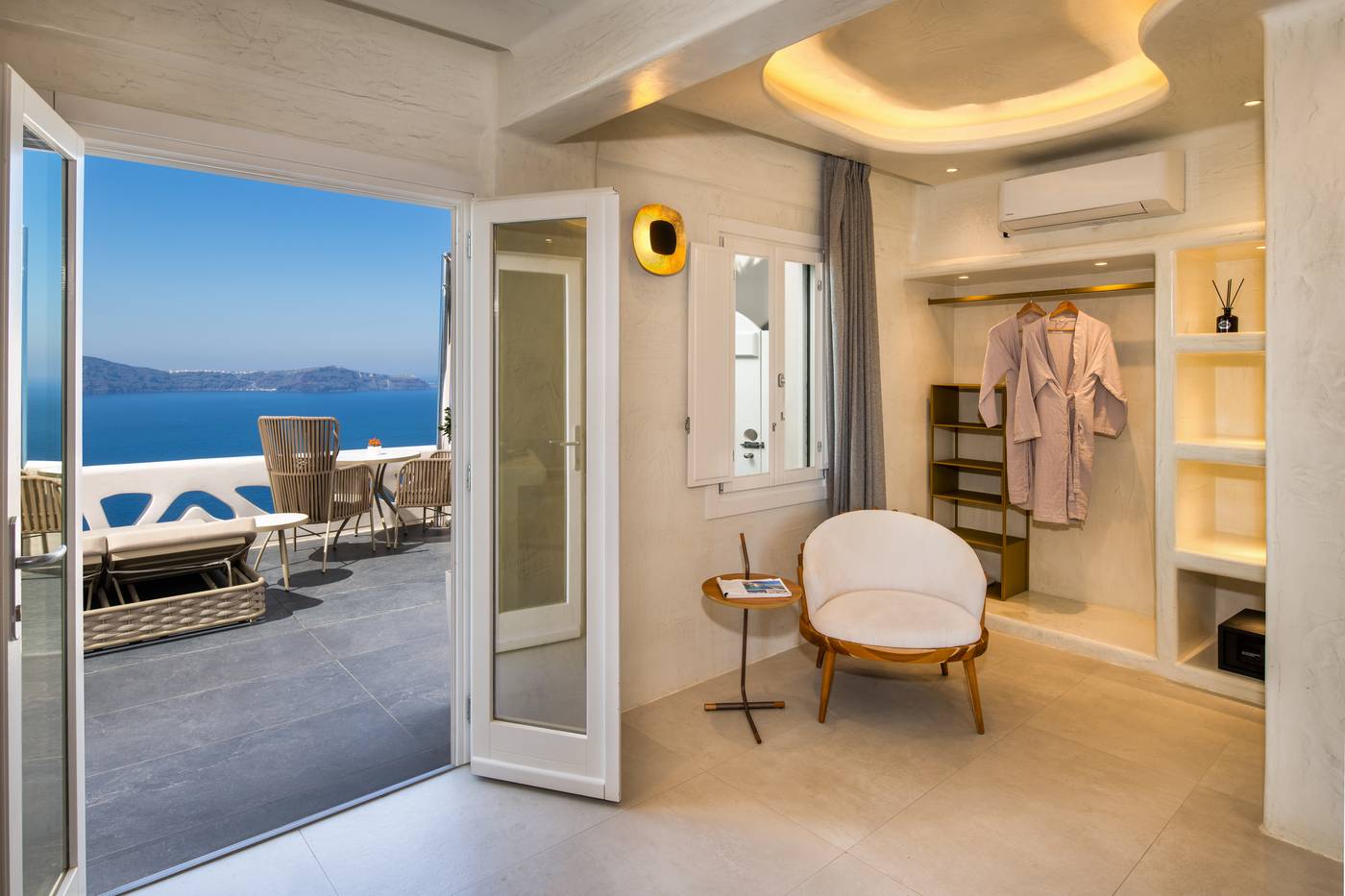 Athina-Repose-Suites-Room-35