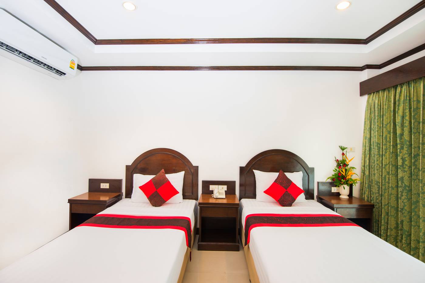 Tri-Trang-Beach-Resort-Room-28