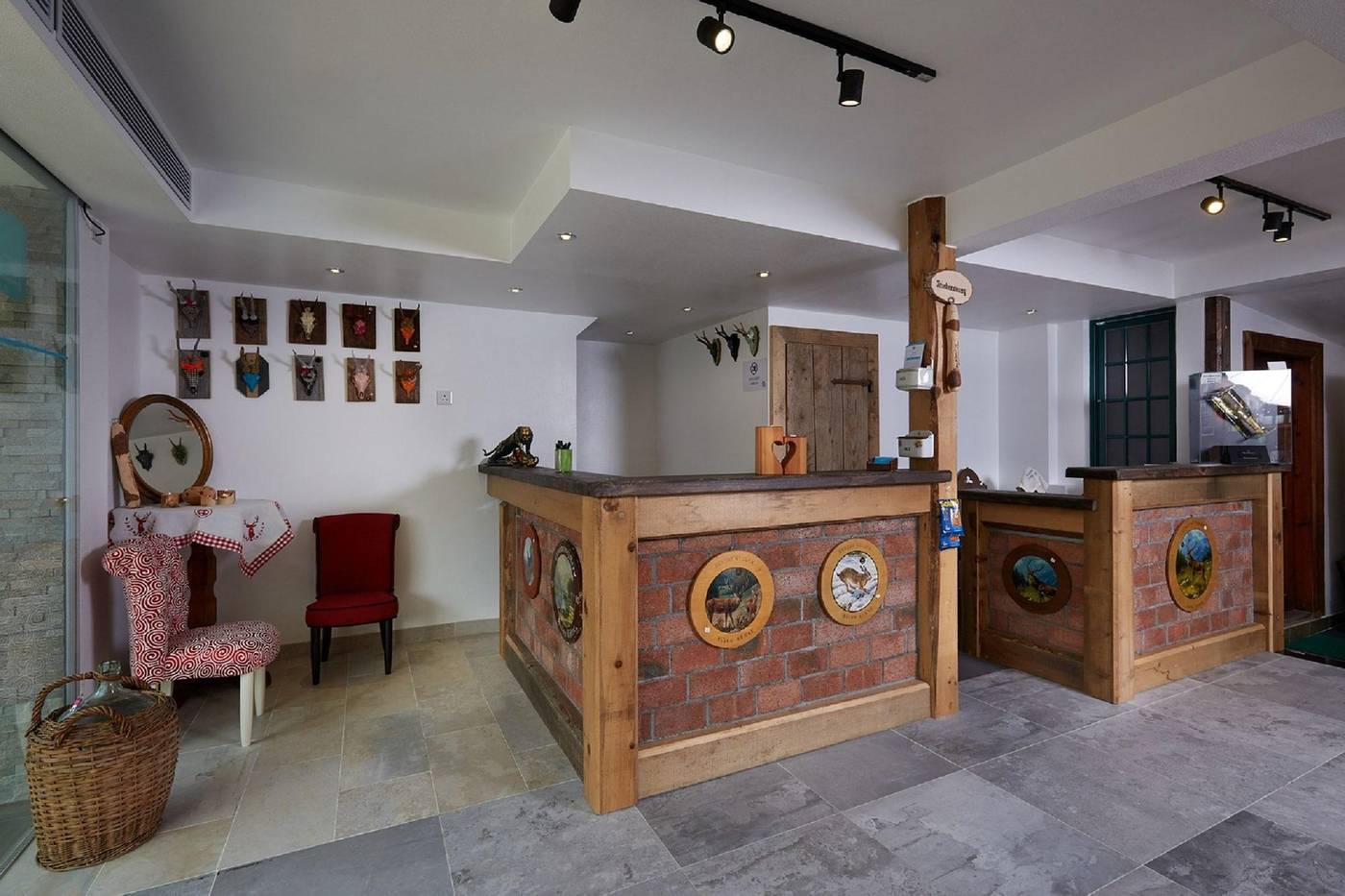 B-B-Cheung-Chau-Lobby-2