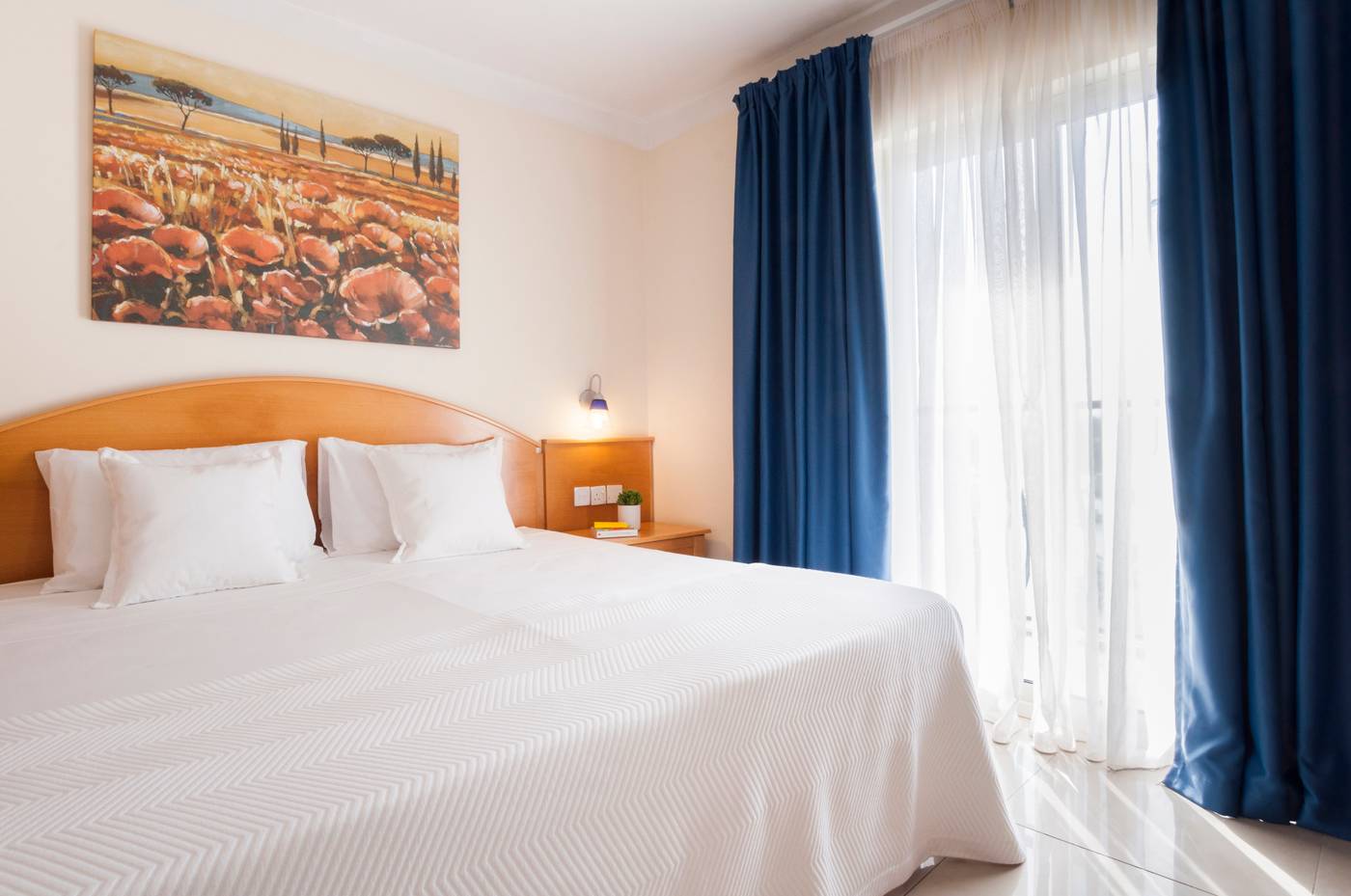 Bayview-Hotel---Apartments-by-ST-Hotels-Room-10