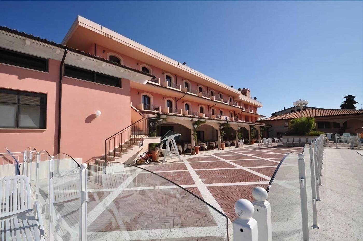 Hotel-Villa-Elena-Terrace-52