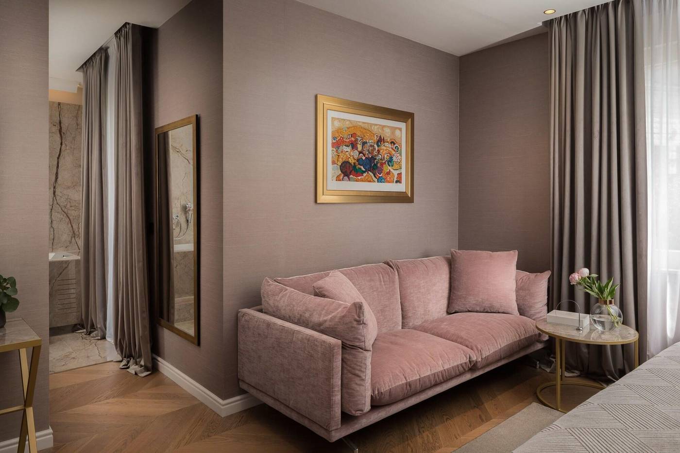 Five-Elements-Luxury-Rooms-Room-13