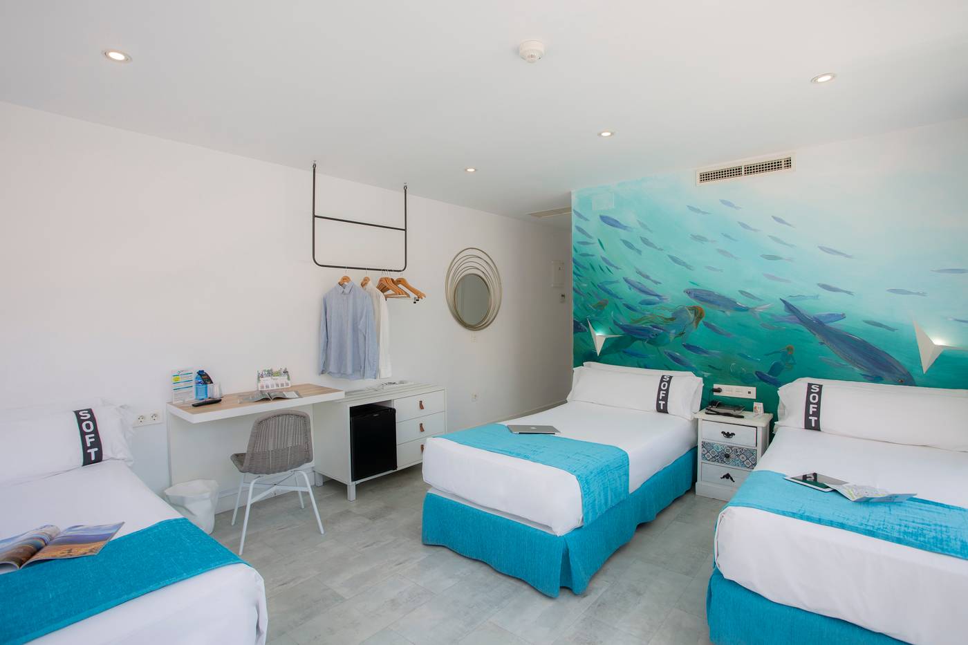 Casual-del-Mar-Malaga-Room-6