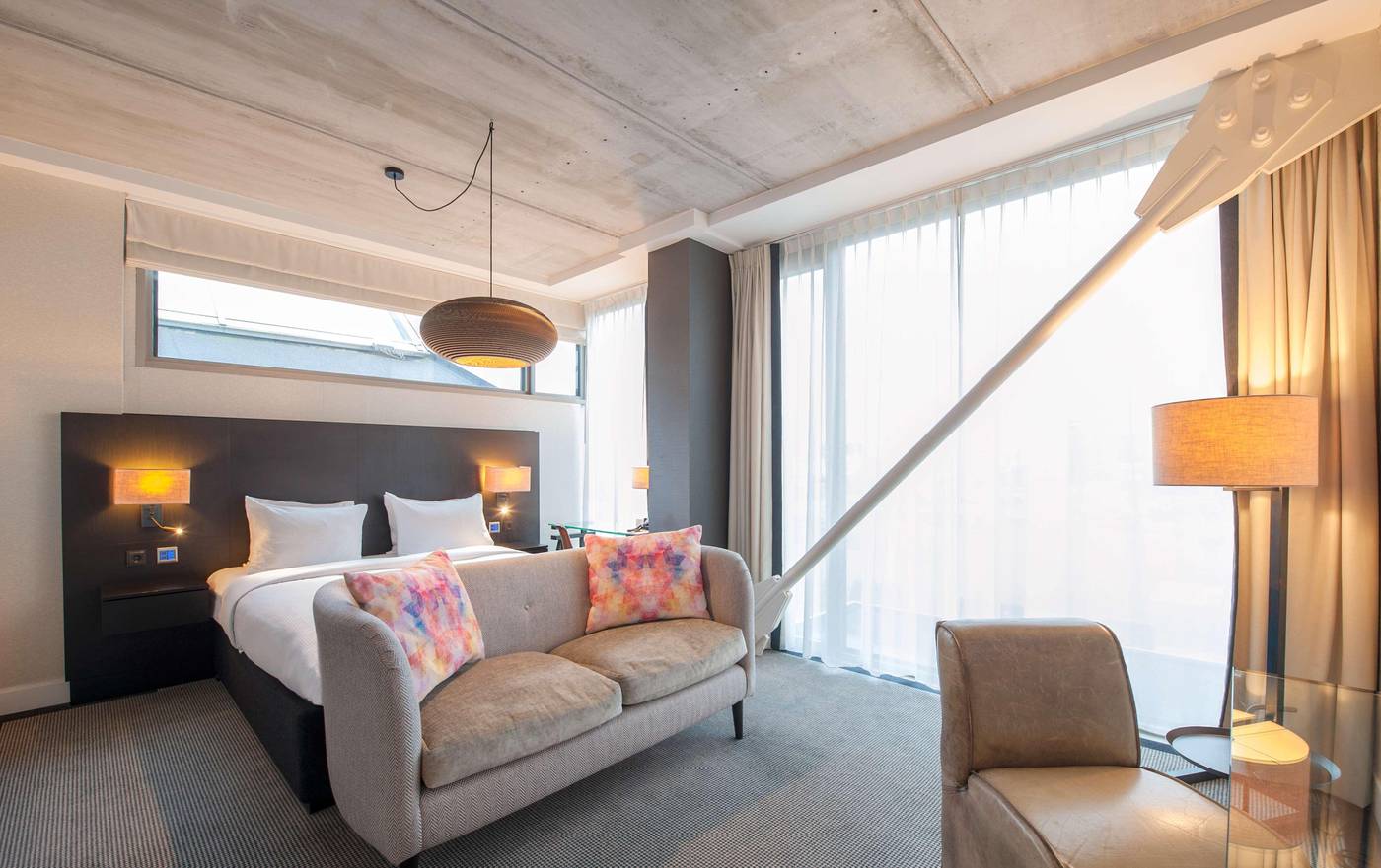 DoubleTree-by-Hilton-NDSM-Wharf-Room-38